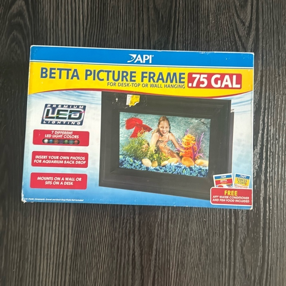🍍BETA FISH PICTURE FRAME🍍EK1